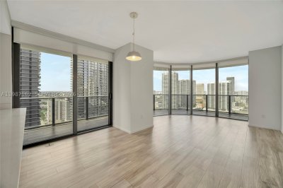 Comprar apartamento en SLS Lux Brickell 2909