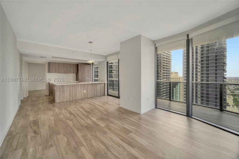 Condo for sale at SLS Lux Brickell 2909