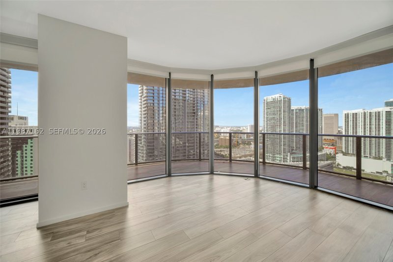 Condo for sale at SLS Lux Brickell 2909