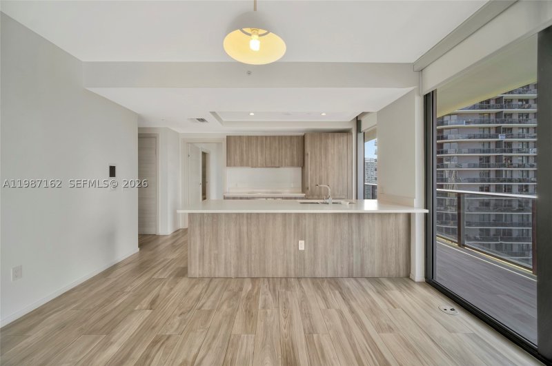 Condo for sale at SLS Lux Brickell 2909