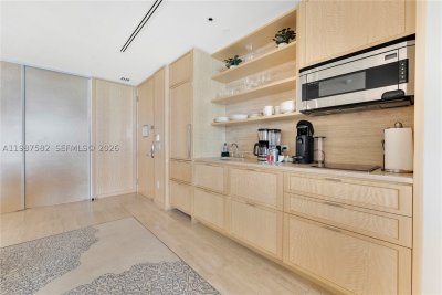 Aluguel de apartamento no St Regis Bal Harbour Center Tower 1006