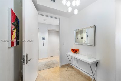 Aluguel de apartamento no Trump Tower One 3002