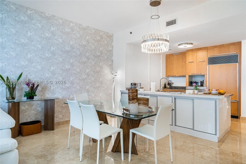 Alquiler de apartamento en Trump Tower One 3002