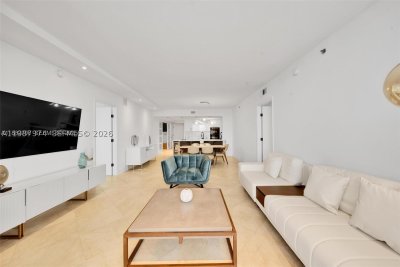 Aluguel de apartamento no Beach Club Two 4704