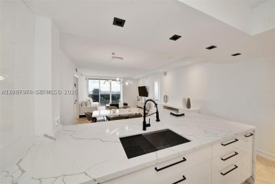 Aluguel de apartamento no Beach Club Two 4704