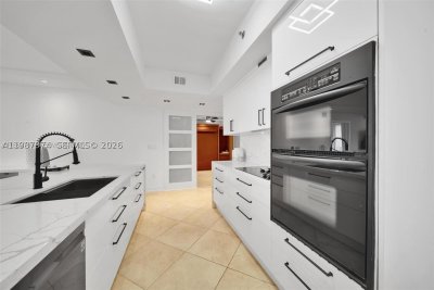 Aluguel de apartamento no Beach Club Two 4704
