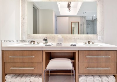 Aluguel de apartamento no Continuum I South 708