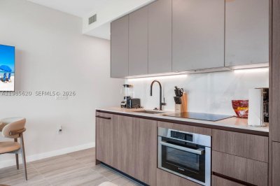 Comprar apartamento no 72 Park Miami Beach 613