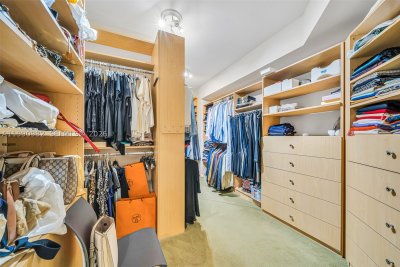 Comprar apartamento no Atlantic Three at The Point 401