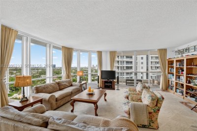 Comprar apartamento no Atlantic Two at The Point 1505
