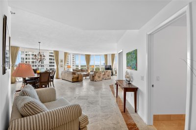 Comprar apartamento no Atlantic Two at The Point 1505
