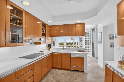 Comprar apartamento no Atlantic Two at The Point 1505