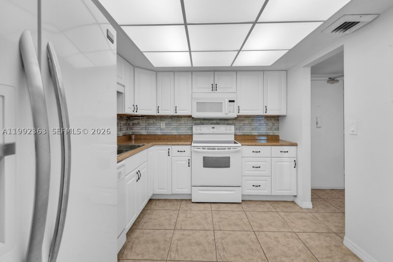Comprar apartamento en Del Prado South Tower 903