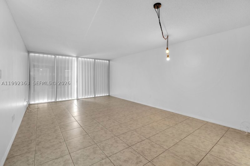 Comprar apartamento en Del Prado South Tower 903