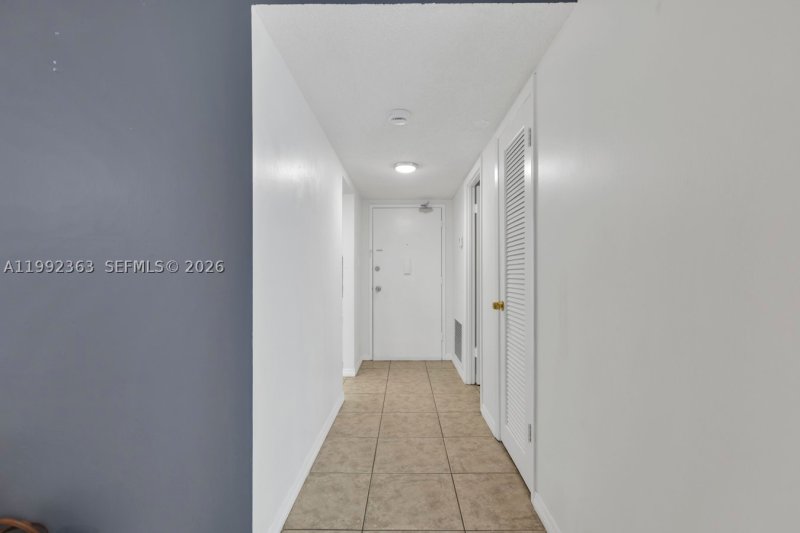 Comprar apartamento en Del Prado South Tower 903