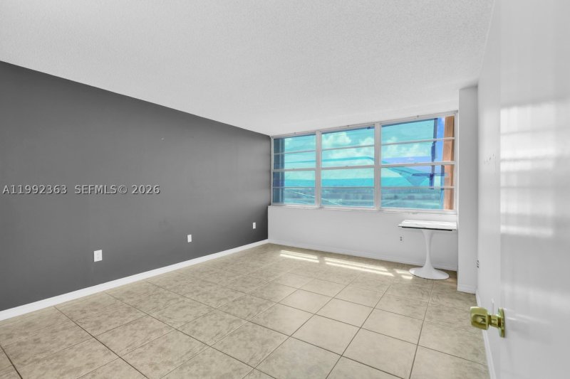 Comprar apartamento en Del Prado South Tower 903