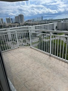 Comprar apartamento en Del Prado Aventura 903