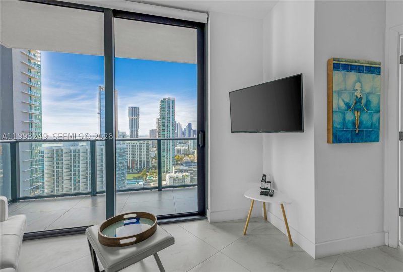 Alquiler de apartamento en Paraiso Bayviews 2407