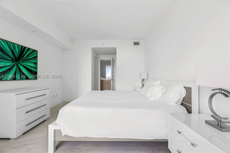 Alquiler de apartamento en Paraiso Bayviews 2407