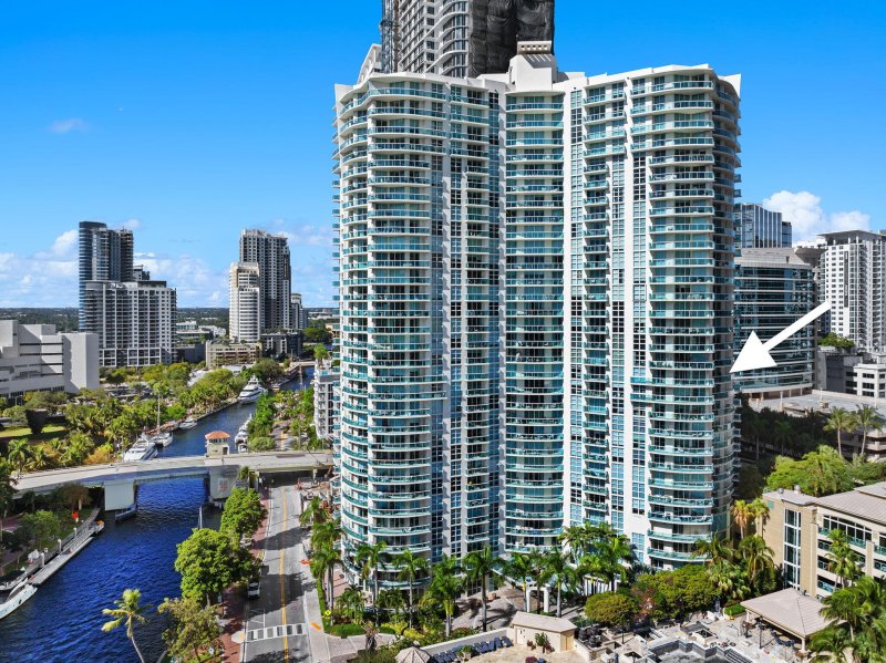 Condo for sale at Watergarden 1509