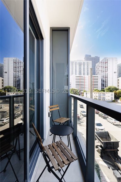Condo for sale at Smart Brickell III 202