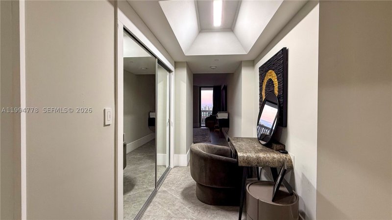 Alquiler de apartamento en 2000 Williams Island 2404