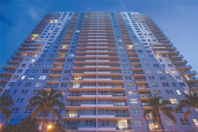 Yacht Club at Brickell Apt #3108