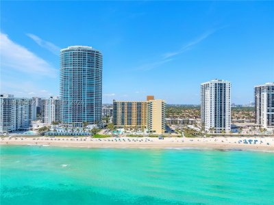 Alquiler de apartamento en The Wave Condo 1521