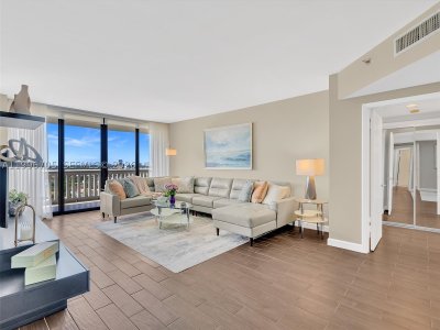 Aluguel de apartamento no 2000 Williams Island 1203