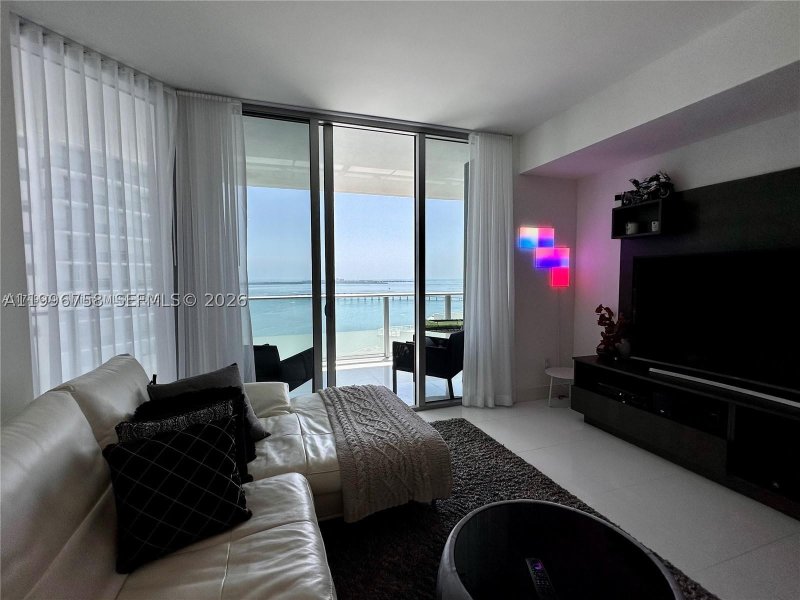 Apartment for rent at Brickell House Condo 3206