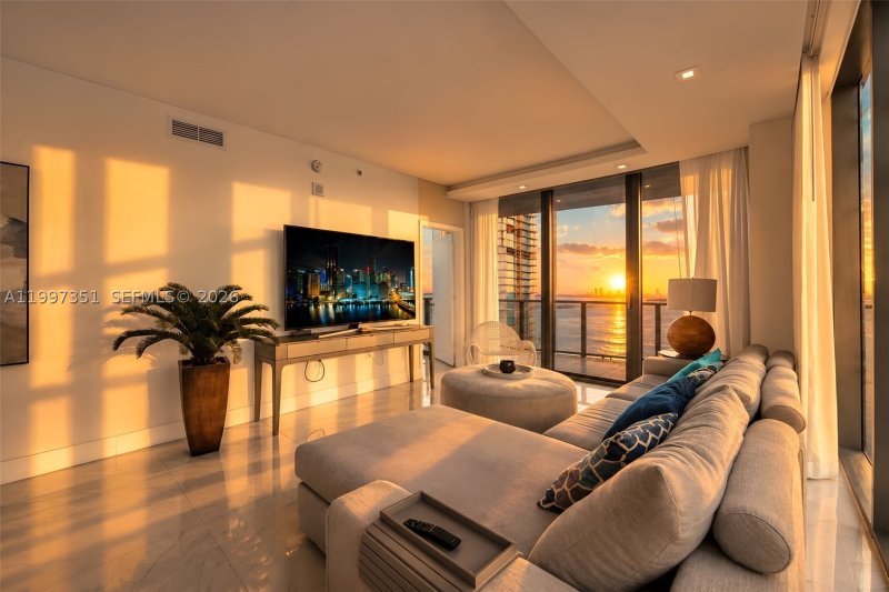 Alquiler de apartamento en Icon Bay 2908
