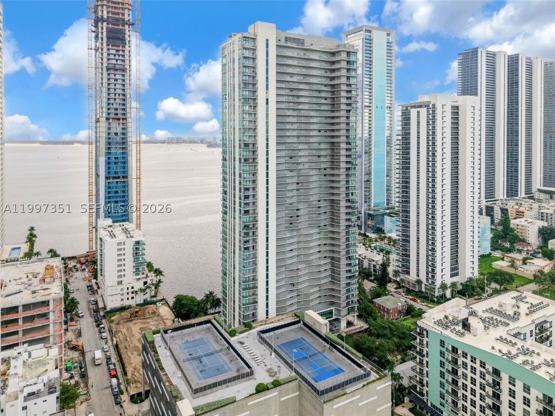 Alquiler de apartamento en Icon Bay 2908