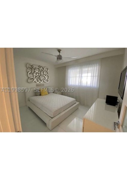Alquiler de apartamento en Golden Bay Club 605
