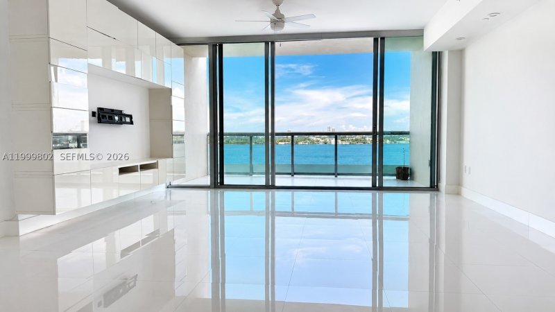 Comprar apartamento en Cielo On The Bay 803