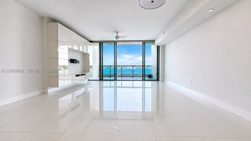 Comprar apartamento en Cielo On The Bay 803