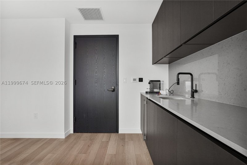 Comprar apartamento no E11EVEN Hotel & Residences 3110