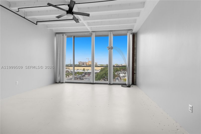 Condo for sale at The Bank Lofts R-414