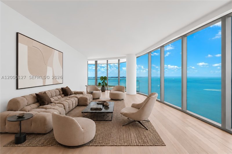 Comprar apartamento no Una Residences at Brickell 3602