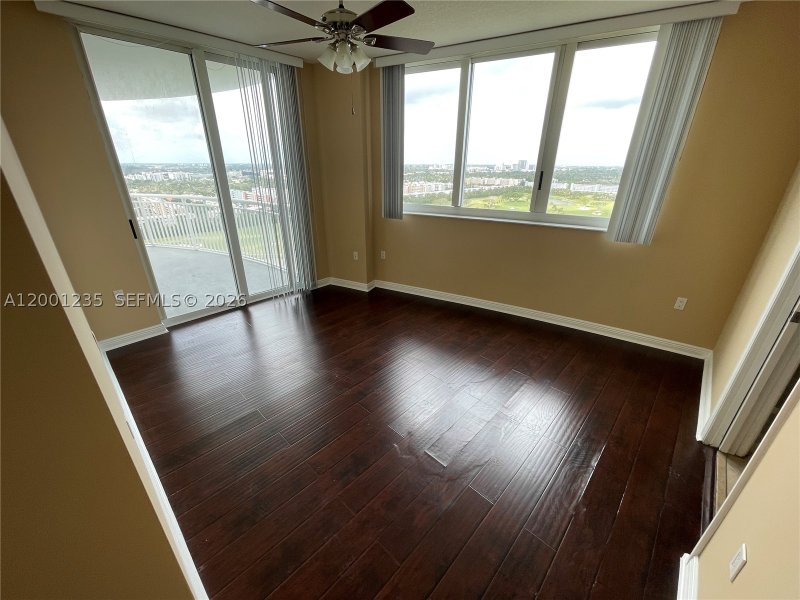 Condo for sale at Duo Condo 2002E