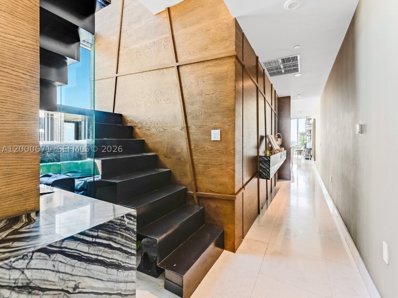Comprar apartamento en Marquis 2105