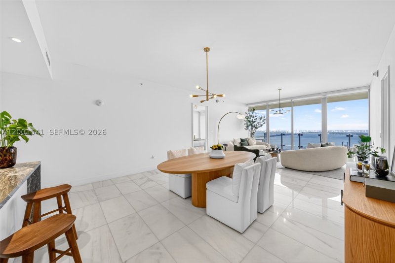 Comprar apartamento no Missoni Baia 3602