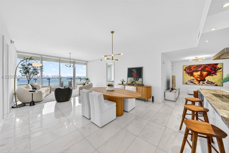Comprar apartamento no Missoni Baia 3602