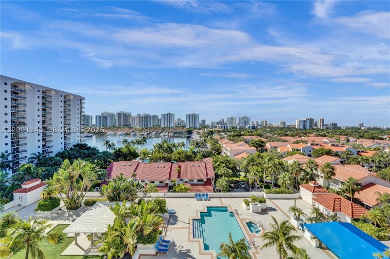 Alquiler de apartamento en Harbor Tower at Waterways 904