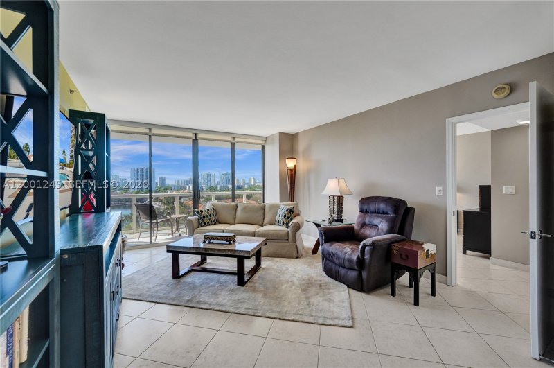 Alquiler de apartamento en Harbor Tower at Waterways 904