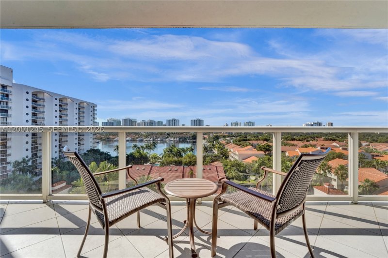Alquiler de apartamento en Harbor Tower at Waterways 904