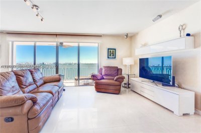 Comprar apartamento en The Jockey Club I 18E