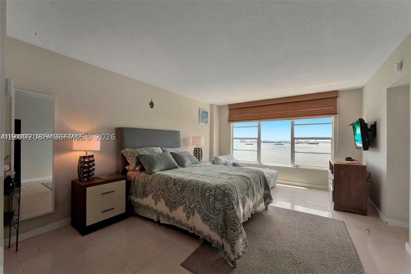 Condo for sale at The Jockey Club I 18E