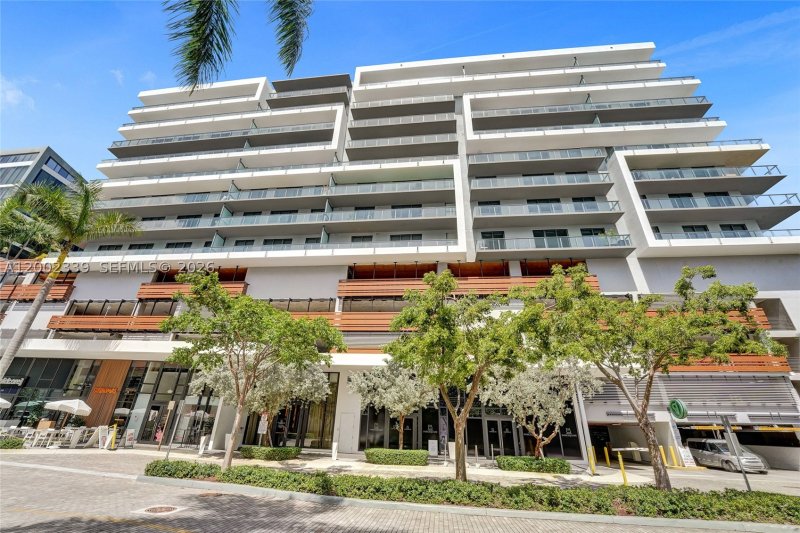 Condo for sale at ParkSquare Aventura 1205