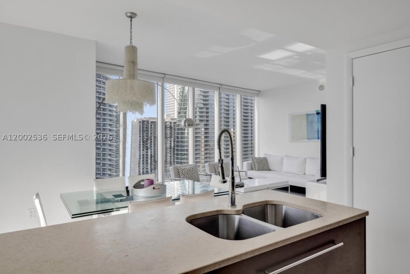 Condo for sale at Icon Brickell Viceroy 4104