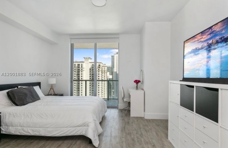 Apartment for rent at Axis on Brickell North Tower 3222-N